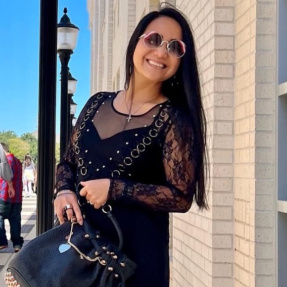 SOLD❌Fendi sunglasses - Picture 2 of 11